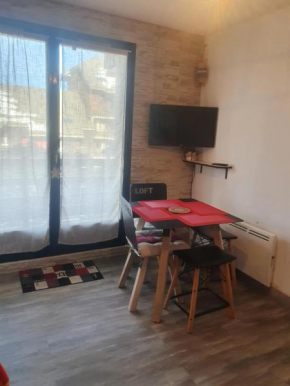 Appartement Centre Station Risoul 1850 pied des pistes LE VILLARET 2